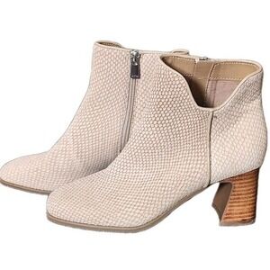 NYDJ Cassey Suede Bootie Sz 7M Beige Feather Snake Print Ankle Boots